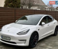 Белый Тесла Модель 3, объемом двигателя 0 л и пробегом 145 тыс. км за 20000 $, фото 1 на Automoto.ua