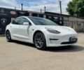 Білий Тесла Модель 3, об'ємом двигуна 0 л та пробігом 22 тис. км за 41000 $, фото 1 на Automoto.ua