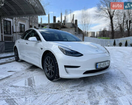 Белый Тесла Модель 3, объемом двигателя 0 л и пробегом 63 тыс. км за 19500 $, фото 16 на Automoto.ua