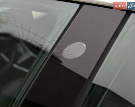 Белый Тесла Модель 3, объемом двигателя 0 л и пробегом 105 тыс. км за 14999 $, фото 10 на Automoto.ua