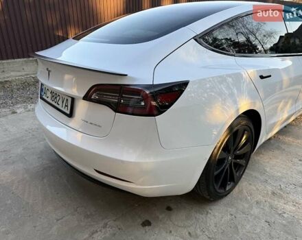 Білий Тесла Модель 3, об'ємом двигуна 0 л та пробігом 92 тис. км за 21300 $, фото 15 на Automoto.ua