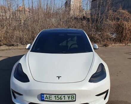 Белый Тесла Модель 3, объемом двигателя 0 л и пробегом 60 тыс. км за 17200 $, фото 1 на Automoto.ua