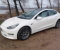 Белый Тесла Модель 3, объемом двигателя 0 л и пробегом 77 тыс. км за 12022 $, фото 1 на Automoto.ua