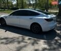 Белый Тесла Модель 3, объемом двигателя 0 л и пробегом 70 тыс. км за 15777 $, фото 3 на Automoto.ua
