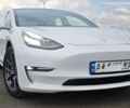 Білий Тесла Модель 3, об'ємом двигуна 0 л та пробігом 112 тис. км за 23800 $, фото 2 на Automoto.ua