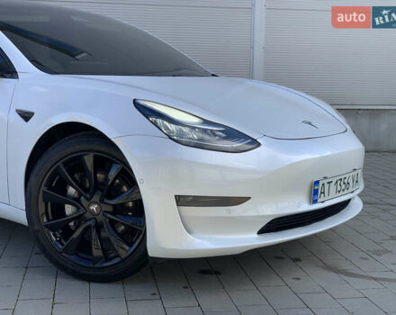 Тесла Модель 3 2020 у Івано-Франківську на Automoto.ua Білий Тесла Модель 3, об'ємом двигуна 0 л та пробігом 145 тис. км за 14850 $, фото 12 на Automoto.ua