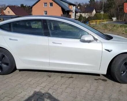 Білий Тесла Модель 3, об'ємом двигуна 0 л та пробігом 47 тис. км за 26200 $, фото 7 на Automoto.ua