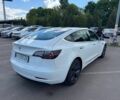 Білий Тесла Модель 3, об'ємом двигуна 0 л та пробігом 115 тис. км за 15800 $, фото 3 на Automoto.ua