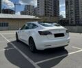 Білий Тесла Модель 3, об'ємом двигуна 0 л та пробігом 70 тис. км за 14000 $, фото 3 на Automoto.ua