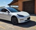 Білий Тесла Модель 3, об'ємом двигуна 0 л та пробігом 50 тис. км за 21600 $, фото 1 на Automoto.ua