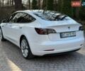 Білий Тесла Модель 3, об'ємом двигуна 0 л та пробігом 89 тис. км за 19900 $, фото 25 на Automoto.ua
