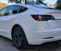 Білий Тесла Модель 3, об'ємом двигуна 0 л та пробігом 49 тис. км за 13100 $, фото 6 на Automoto.ua