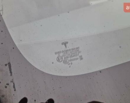 Белый Тесла Модель 3, объемом двигателя 0 л и пробегом 142 тыс. км за 17300 $, фото 19 на Automoto.ua