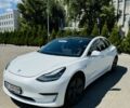 Білий Тесла Модель 3, об'ємом двигуна 0 л та пробігом 57 тис. км за 17000 $, фото 1 на Automoto.ua