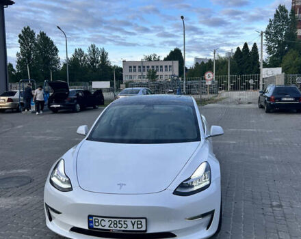Білий Тесла Модель 3, об'ємом двигуна 0 л та пробігом 80 тис. км за 20000 $, фото 1 на Automoto.ua