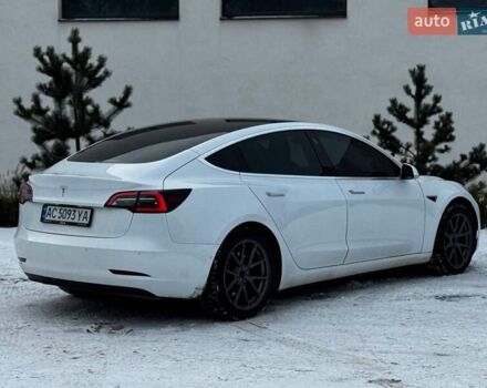 Белый Тесла Модель 3, объемом двигателя 0 л и пробегом 118 тыс. км за 15800 $, фото 3 на Automoto.ua