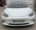 Білий Тесла Модель 3, об'ємом двигуна 0 л та пробігом 118 тис. км за 18000 $, фото 1 на Automoto.ua