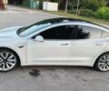 Білий Тесла Модель 3, об'ємом двигуна 0 л та пробігом 127 тис. км за 17350 $, фото 2 на Automoto.ua