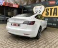 Білий Тесла Модель 3, об'ємом двигуна 0 л та пробігом 65 тис. км за 19700 $, фото 8 на Automoto.ua