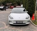 Белый Тесла Модель 3, объемом двигателя 0 л и пробегом 130 тыс. км за 17800 $, фото 2 на Automoto.ua