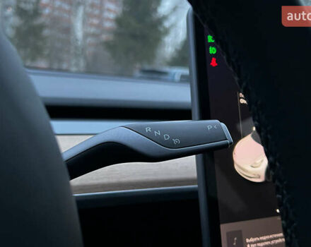 Белый Тесла Модель 3, объемом двигателя 0 л и пробегом 106 тыс. км за 19999 $, фото 12 на Automoto.ua