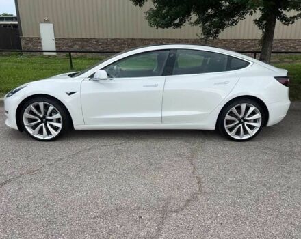 Белый Тесла Модель 3, объемом двигателя 0 л и пробегом 38 тыс. км за 11200 $, фото 3 на Automoto.ua