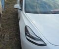 Білий Тесла Модель 3, об'ємом двигуна 0 л та пробігом 100 тис. км за 18000 $, фото 1 на Automoto.ua