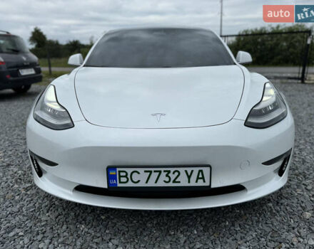Белый Тесла Модель 3, объемом двигателя 0 л и пробегом 120 тыс. км за 17500 $, фото 9 на Automoto.ua