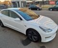 Білий Тесла Модель 3, об'ємом двигуна 0 л та пробігом 42 тис. км за 20900 $, фото 2 на Automoto.ua