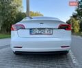 Білий Тесла Модель 3, об'ємом двигуна 0 л та пробігом 20 тис. км за 18200 $, фото 10 на Automoto.ua