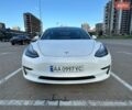 Білий Тесла Модель 3, об'ємом двигуна 0 л та пробігом 189 тис. км за 18500 $, фото 2 на Automoto.ua