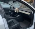 Белый Тесла Модель 3, объемом двигателя 0 л и пробегом 87 тыс. км за 16999 $, фото 4 на Automoto.ua