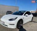 Белый Тесла Модель 3, объемом двигателя 0 л и пробегом 75 тыс. км за 15900 $, фото 2 на Automoto.ua