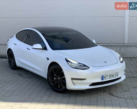 Тесла Модель 3 2020 у Івано-Франківську на Automoto.ua Білий Тесла Модель 3, об'ємом двигуна 0 л та пробігом 145 тис. км за 14850 $, фото 7 на Automoto.ua
