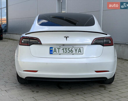 Тесла Модель 3 2020 у Івано-Франківську на Automoto.ua Білий Тесла Модель 3, об'ємом двигуна 0 л та пробігом 145 тис. км за 14850 $, фото 77 на Automoto.ua