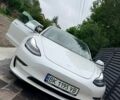 Білий Тесла Модель 3, об'ємом двигуна 0 л та пробігом 110 тис. км за 17500 $, фото 1 на Automoto.ua
