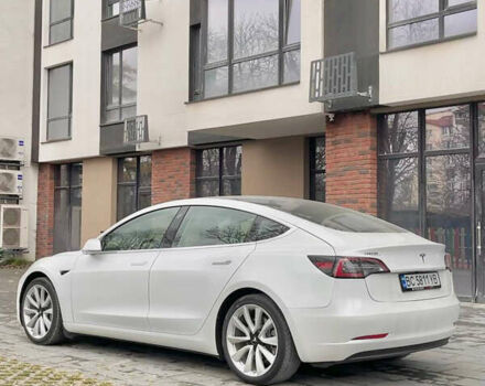 Білий Тесла Модель 3, об'ємом двигуна 0 л та пробігом 87 тис. км за 16500 $, фото 4 на Automoto.ua