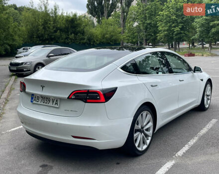 Белый Тесла Модель 3, объемом двигателя 0 л и пробегом 148 тыс. км за 17300 $, фото 3 на Automoto.ua