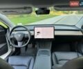 Білий Тесла Модель 3, об'ємом двигуна 0 л та пробігом 20 тис. км за 18200 $, фото 35 на Automoto.ua
