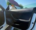 Білий Тесла Модель 3, об'ємом двигуна 0 л та пробігом 39 тис. км за 10300 $, фото 14 на Automoto.ua