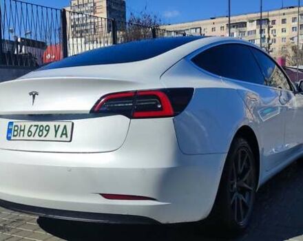 Белый Тесла Модель 3, объемом двигателя 0 л и пробегом 80 тыс. км за 16500 $, фото 1 на Automoto.ua