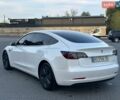 Белый Тесла Модель 3, объемом двигателя 0 л и пробегом 125 тыс. км за 17700 $, фото 18 на Automoto.ua