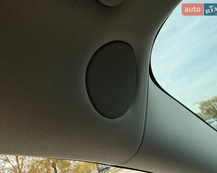 Білий Тесла Модель 3, об'ємом двигуна 0 л та пробігом 73 тис. км за 23850 $, фото 24 на Automoto.ua