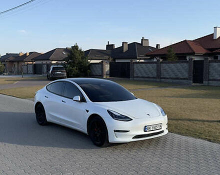 Білий Тесла Модель 3, об'ємом двигуна 0 л та пробігом 82 тис. км за 21300 $, фото 11 на Automoto.ua