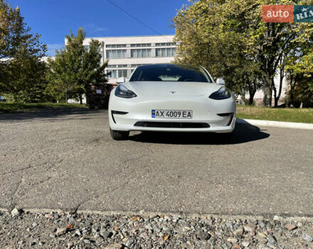 Белый Тесла Модель 3, объемом двигателя 0 л и пробегом 14 тыс. км за 35000 $, фото 18 на Automoto.ua