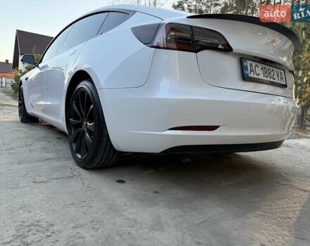 Білий Тесла Модель 3, об'ємом двигуна 0 л та пробігом 92 тис. км за 21300 $, фото 12 на Automoto.ua