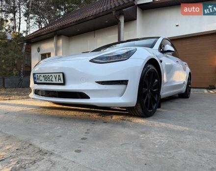 Білий Тесла Модель 3, об'ємом двигуна 0 л та пробігом 92 тис. км за 21300 $, фото 7 на Automoto.ua