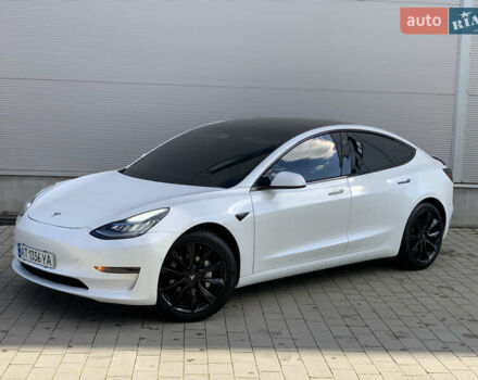 Тесла Модель 3 2020 у Івано-Франківську на Automoto.ua Білий Тесла Модель 3, об'ємом двигуна 0 л та пробігом 145 тис. км за 14850 $, фото 44 на Automoto.ua