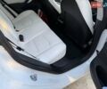 Білий Тесла Модель 3, об'ємом двигуна 0 л та пробігом 98 тис. км за 21300 $, фото 26 на Automoto.ua