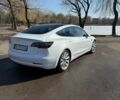 Белый Тесла Модель 3, объемом двигателя 0 л и пробегом 82 тыс. км за 16500 $, фото 2 на Automoto.ua